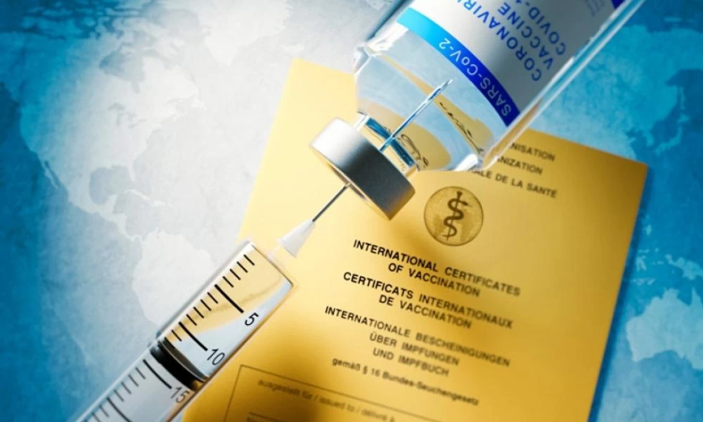 Βρετανία: Οι βουλευτές αντιδρούν για τα διαβατήρια εμβολιασμού